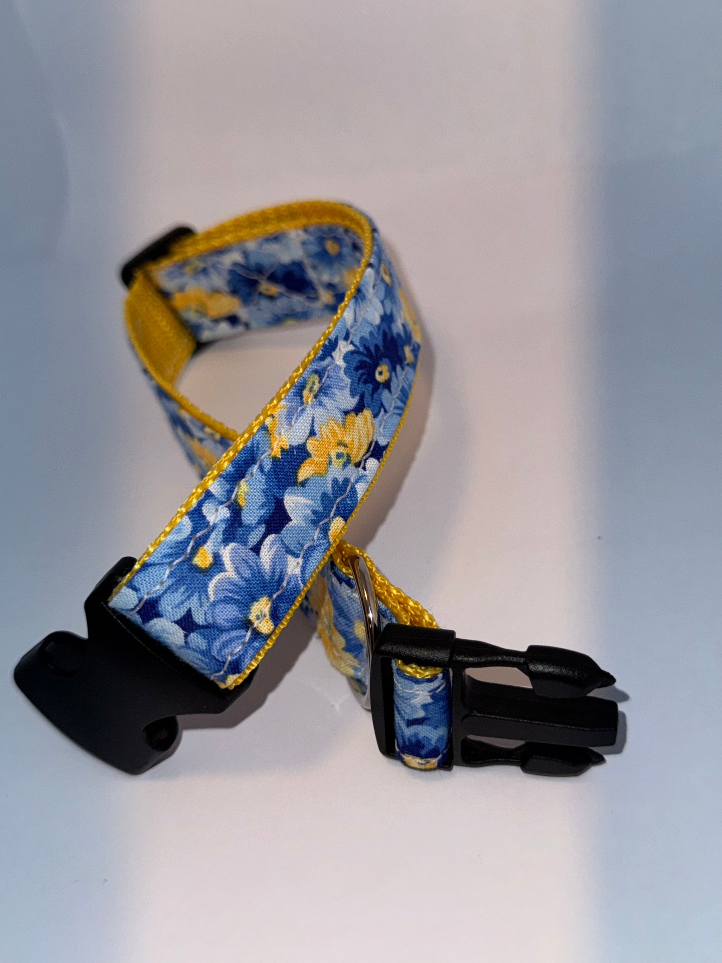 ☀️Blue Floral Collar